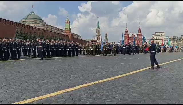 В праздновании Дня ВДВ в Москве приняли участие волжане